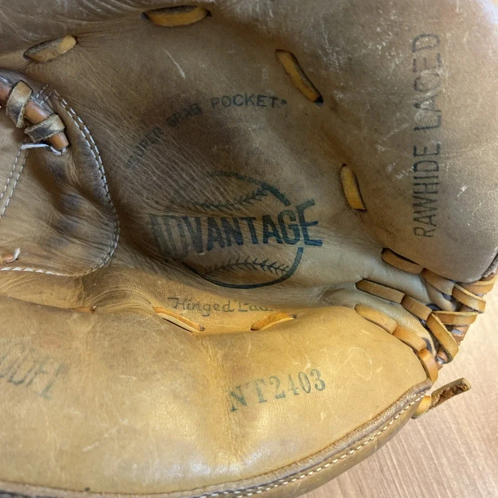 Advantage A's Baseball‎ Catchers Mitt Glove Leather Rawhide Professional Oakland